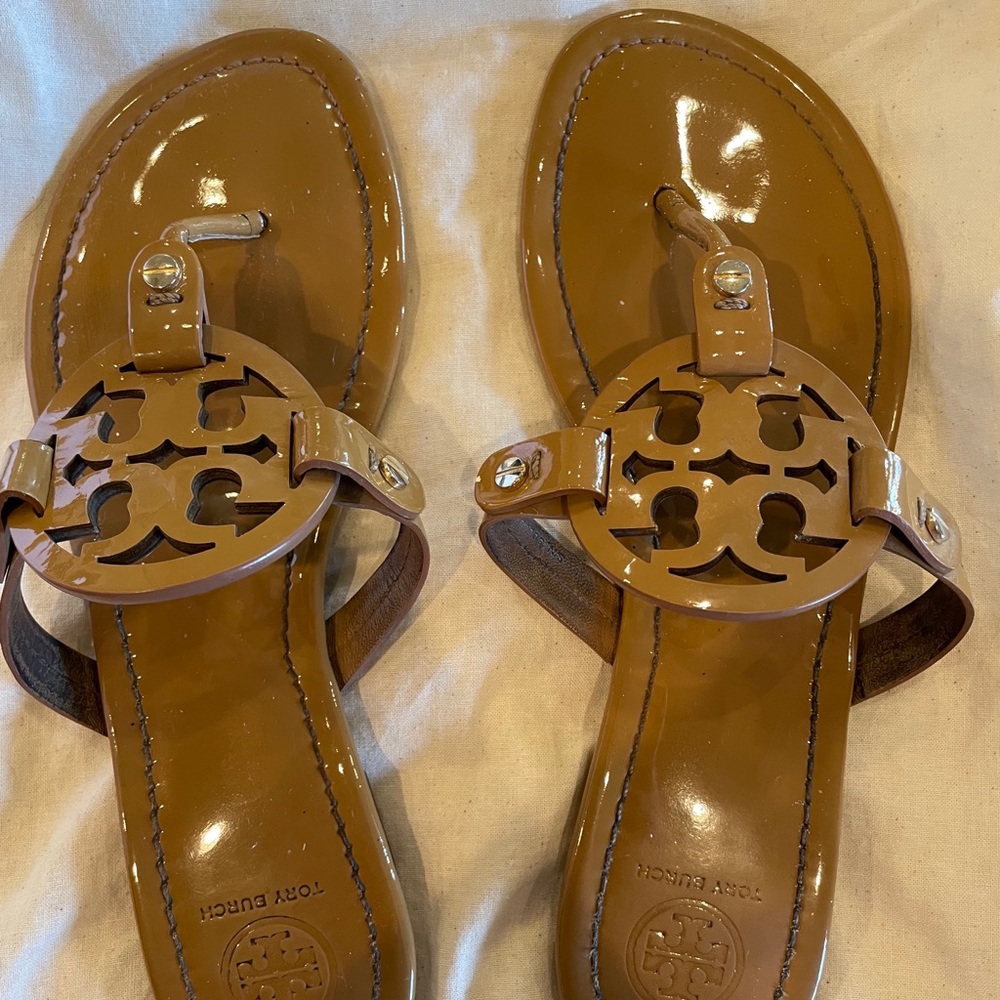 tory burch sandals